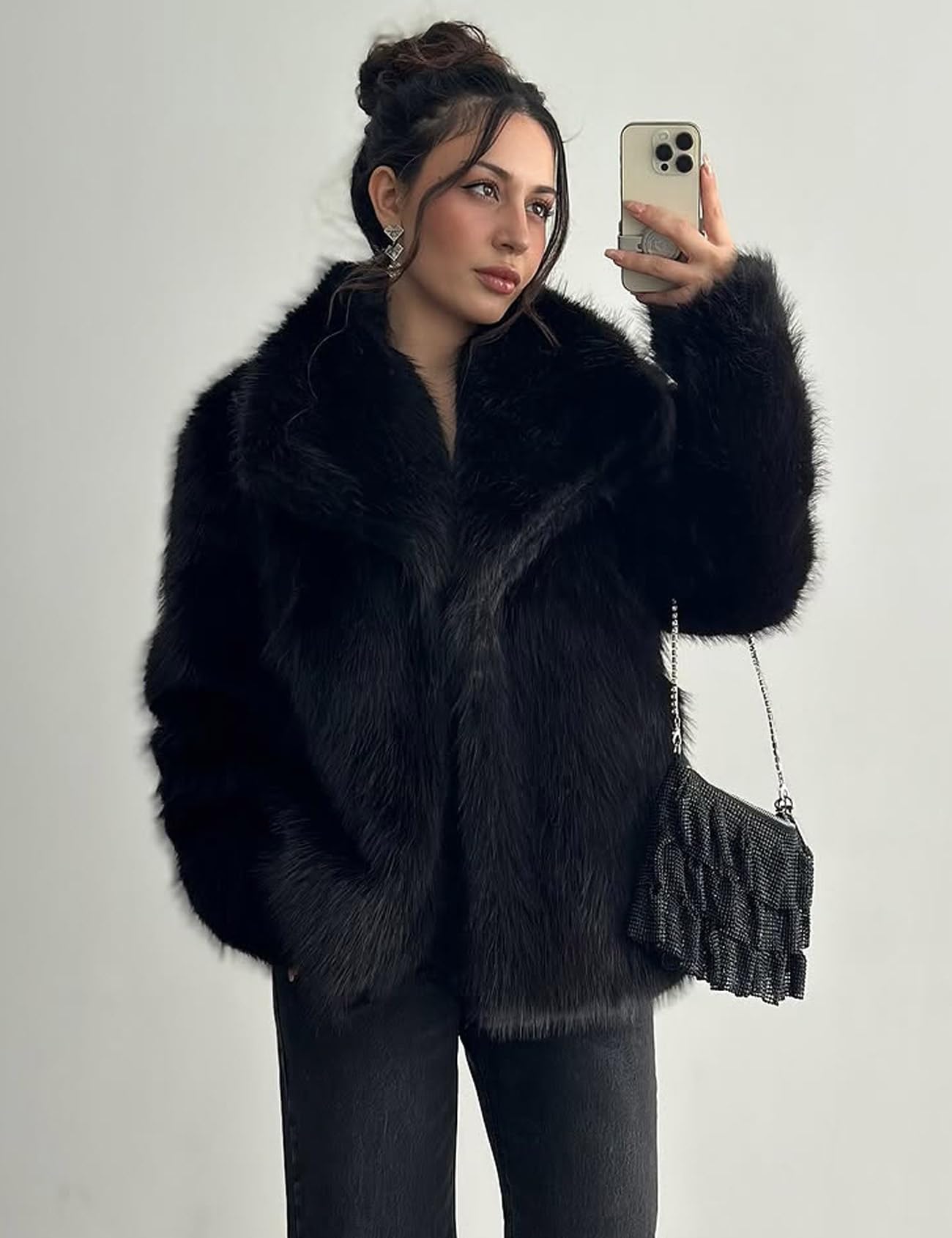 Flygo Women's Faux Fur Coat Fluffy Faux Fur Jacket Long Sleeve Lapel Furry Winter Jackets Shaggy Parka Short Coat